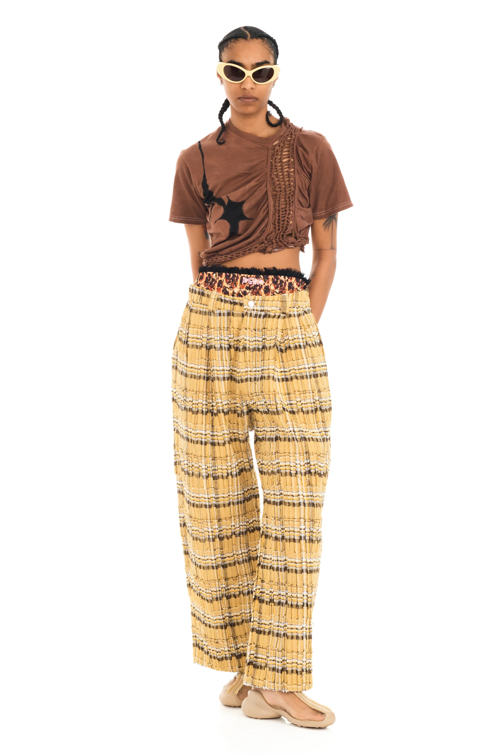 EARTH STARBURST CLOVER TEE - Image 3